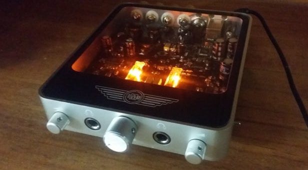 Desktop Valve Amplifier catches the eye and ear