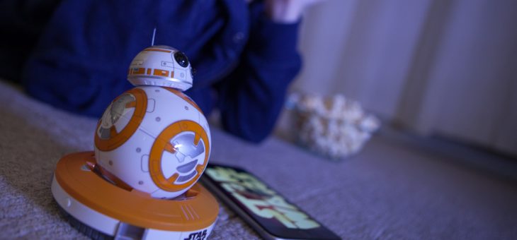 New update turns Sphero’s BB-8 droid into the perfect Rogue One movie date