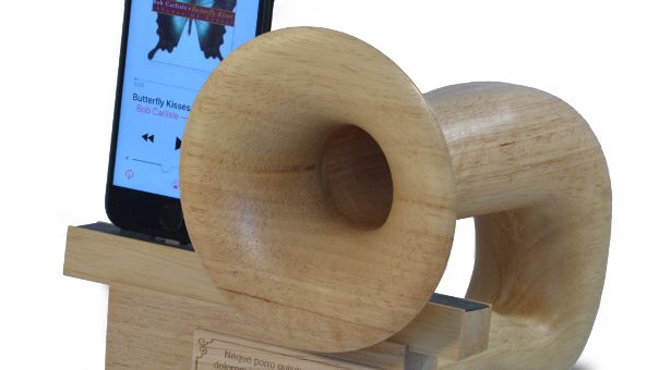 Symphonica trumpets wooden acoustic speakers