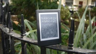 Amazon Kindle vs Paperwhite vs Voyage vs Oasis