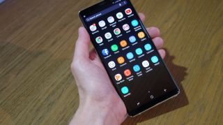 Google Pixel 2 XL vs Samsung Galaxy Note 8