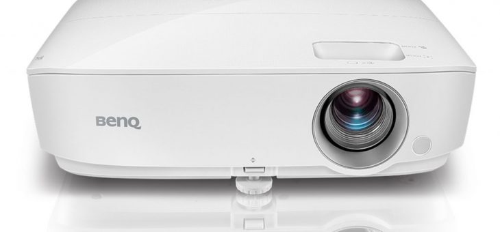 Gadget Watch: BenQ W1050 Home Cinema Projector
