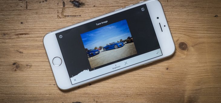 Apple apologizes for slowing iPhones, offers big discount to replace batteries