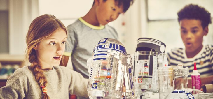 Learn to code with the littleBits Star Wars Droid Inventor Kit this April